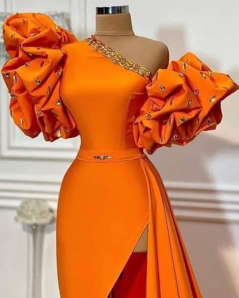 RED CARPET OUTFITS_