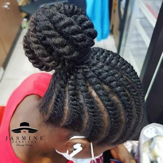 NATURAL HAIRSTYLES