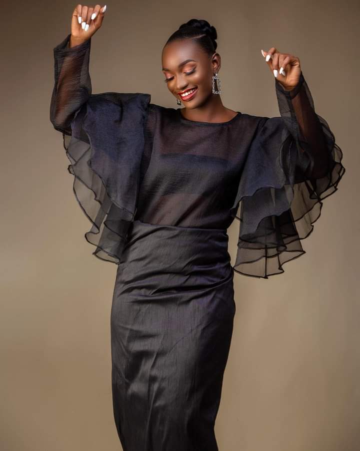 BLOUSE AND WRAPPER DESIGNS
